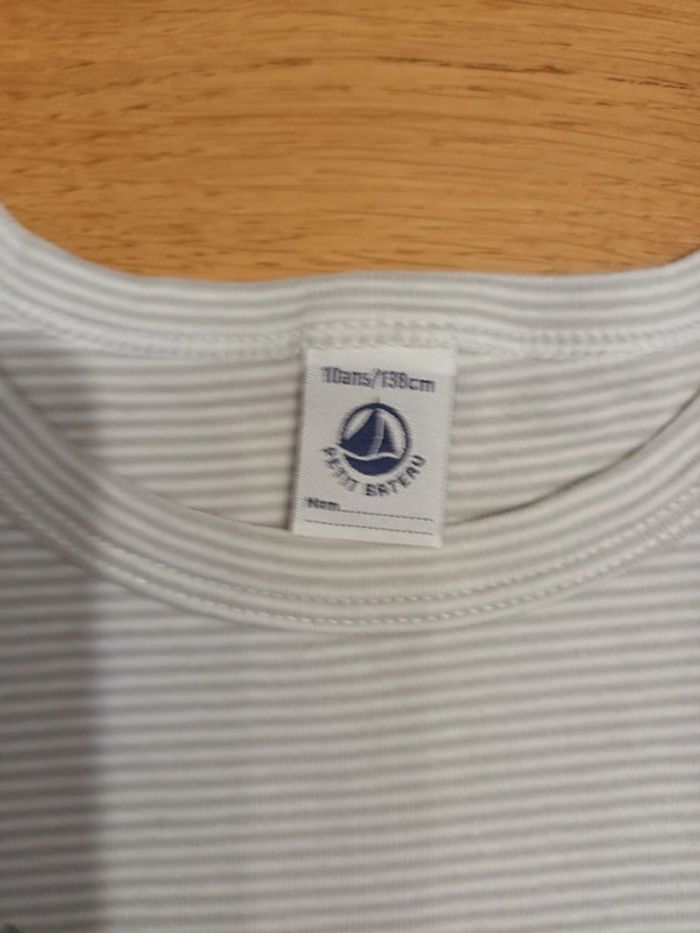 Tee-shirt petit bateau 10 ans - photo numéro 3