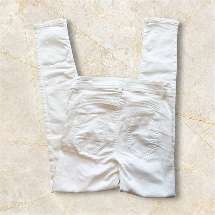 Jean slim taille haute blanc calzedonia taille 36 S - photo numéro 3