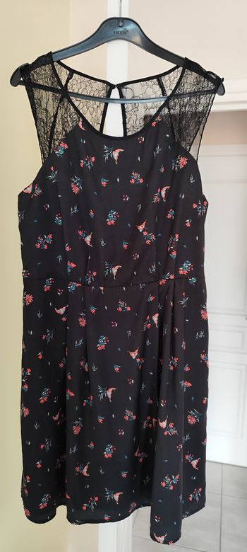 Robe sans manches taille 40