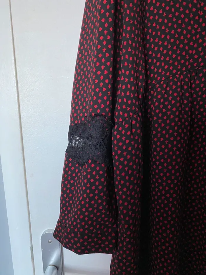 Robe grande taille 46 Kiabi bleu marine à motifs rouges - photo numéro 2