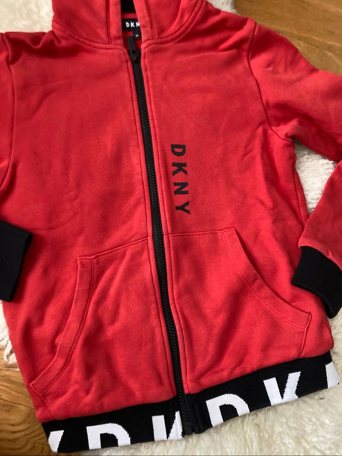 Sweat-shirt à capuche, zippé D. K, N, Y. - photo numéro 5