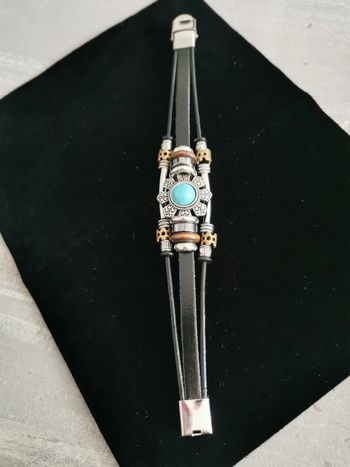 Bracelet fantaisie acier et pierre couleur turquoise