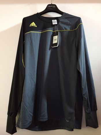 Tee shirt Maillot de football sport Adidas XL neuf