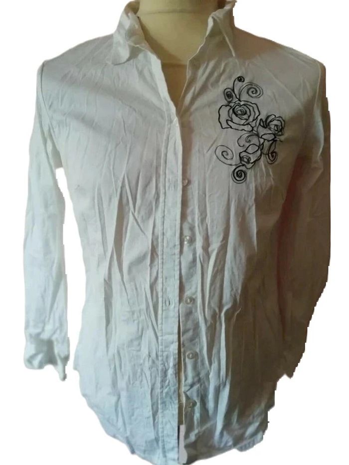 Chemise Blanche Porte broderie Taille 42