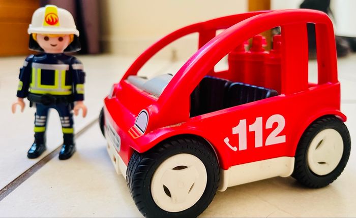 Playmobil - voiture pompier 🧑‍🚒 - photo numéro 2
