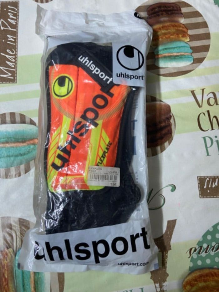 Protège tibia uhlsport taille M