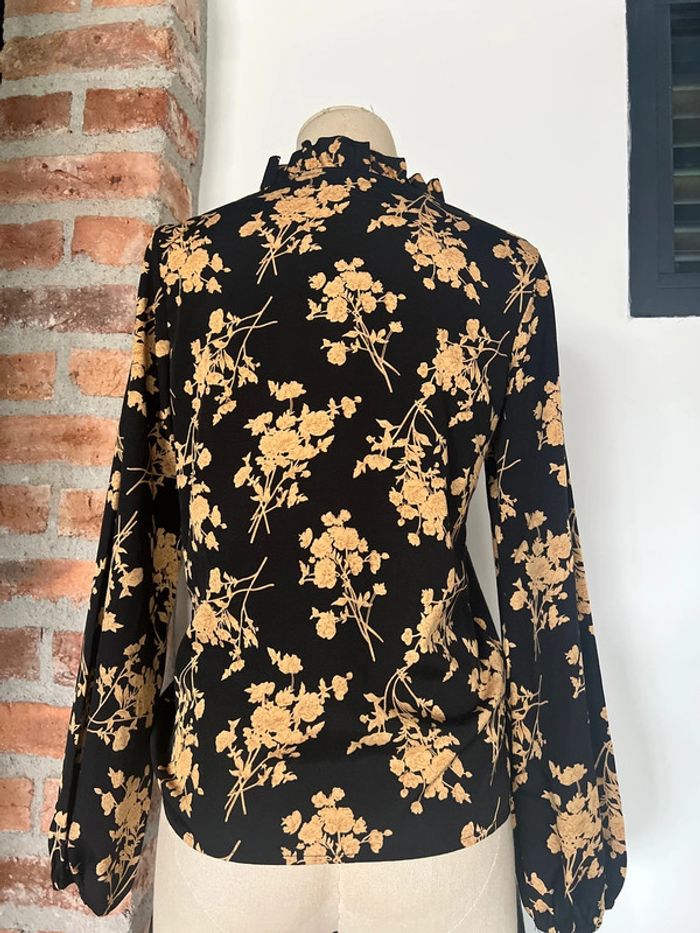 Jupe simili T 32  + blouse T 34 vente séparée possible - photo numéro 7