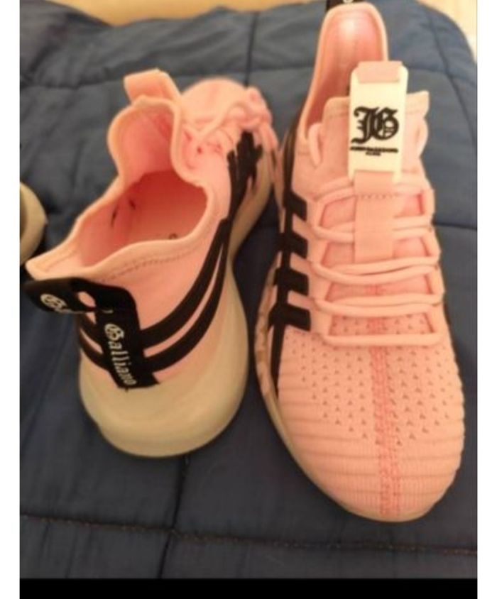 Tennis Galliano taille 36 - photo numéro 4