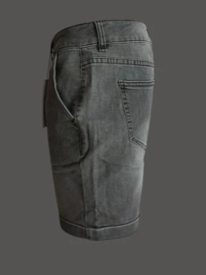 Lot revendeur 13 shorts chino femme (me contacter avant achat !) - photo numéro 6