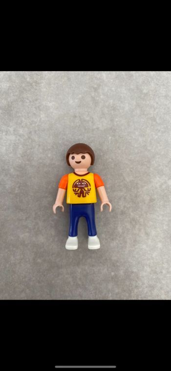 Petit garçon Playmobil