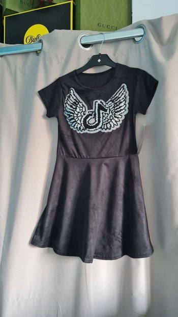 Robe noire patineuse Tiktok