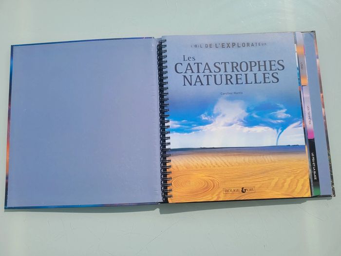 Livre Éditions Rouge et Or 🌪Les Catastrophes Naturelles 🌌 L'Oeil de l'explorateur - photo numéro 3