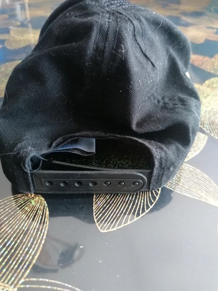 Casquette jurassic world - photo numéro 4