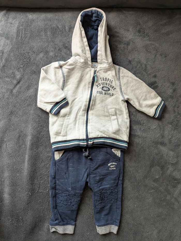 Ensemble jogging Gémo 12 mois