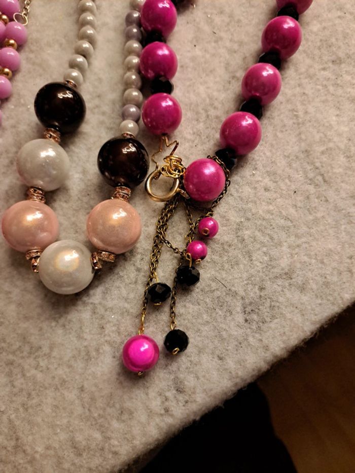 Lot de colliers rose noir gris - photo numéro 5