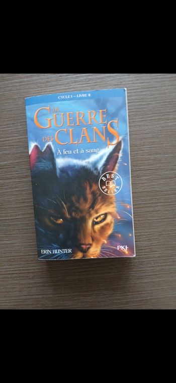 Livre la guerre des clans a feu et a sang Erin Hunter
