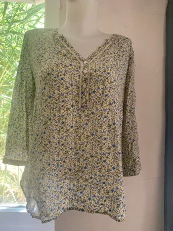 Blouse fleurie Armand Thierry taille 40-42