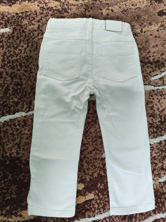Pantalon blanc bébé – Jacadi 👖
Taille : 36 mois - photo numéro 4