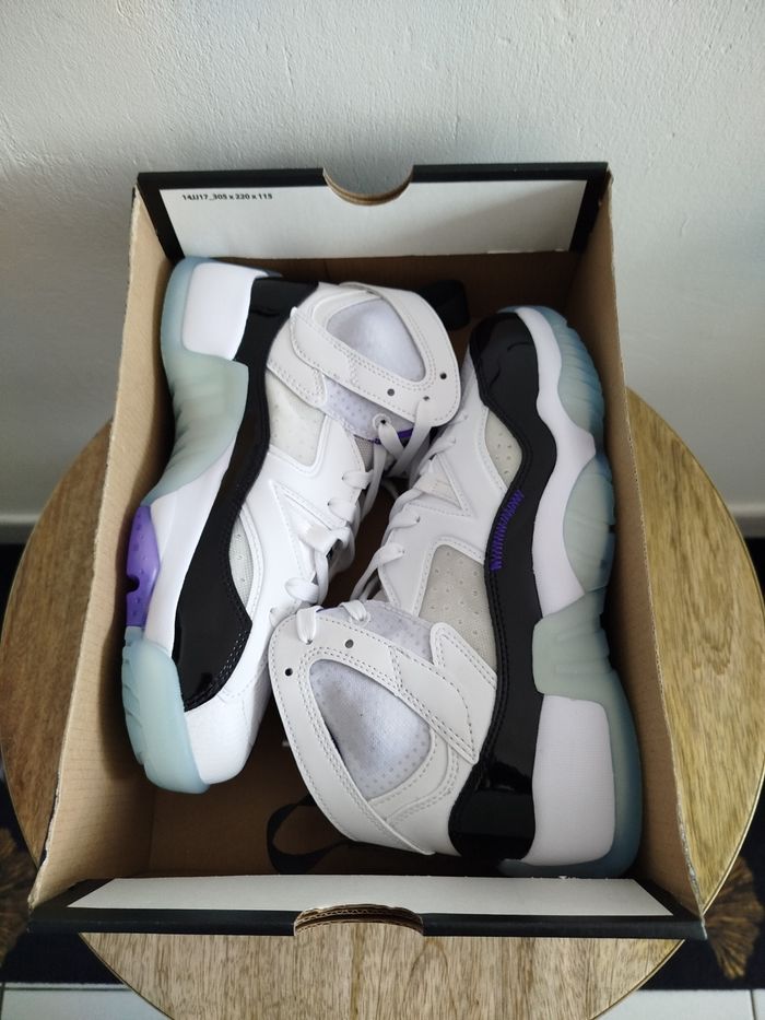 Baskets Nike T 38,5 - photo numéro 9