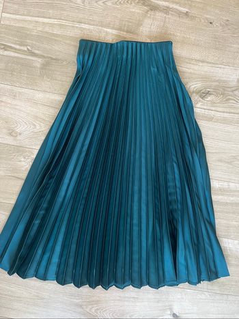 Jupe mimi plissée verte Zara taille XS