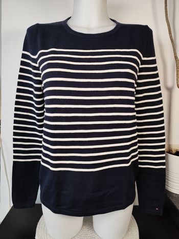 Pull marine à rayures blanches marinière - Tommy Hilfiger Taille S (US - Dimensions en photo)