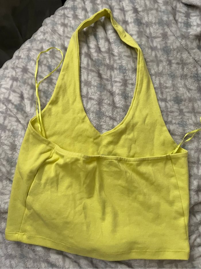 Top jaune - photo numéro 3