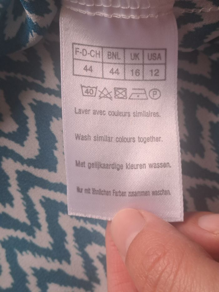 Blouse légère Damart Taille 44 - photo numéro 8