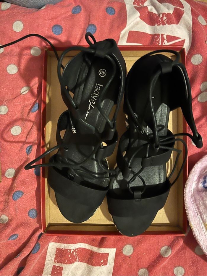 Chaussures compensées - photo numéro 2