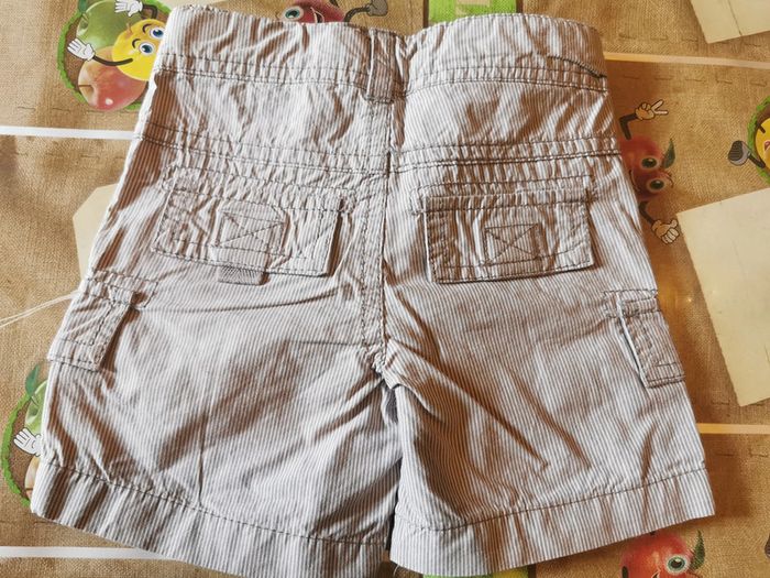 short taille 6 mois - photo numéro 4