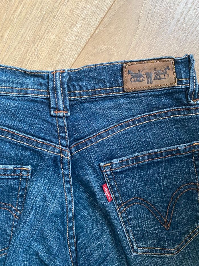 Jean Levi’s taille 32 - photo numéro 4