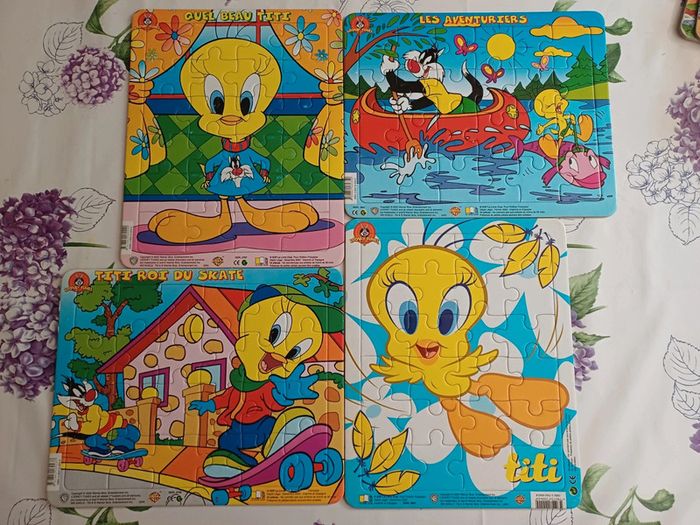 Puzzle cartonné à formes looney tunes titi