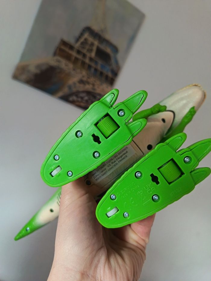 Dinosaure jouet - photo numéro 3