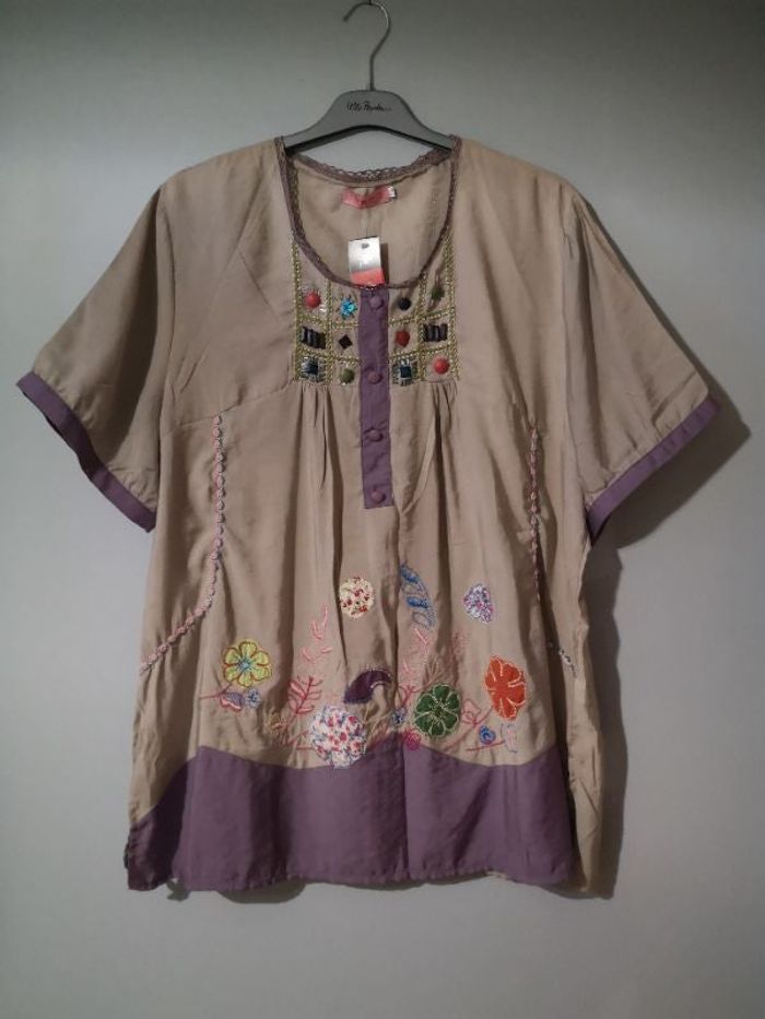 Tunique New Tili. Taille XL/XXL. Neuve avec étiquette.
