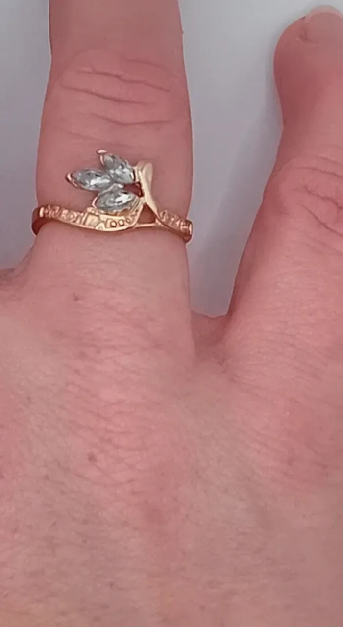 Superbe bague taille 58 en titane couleur or - photo numéro 4