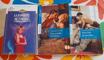 Lot de 3 livres harlequin
