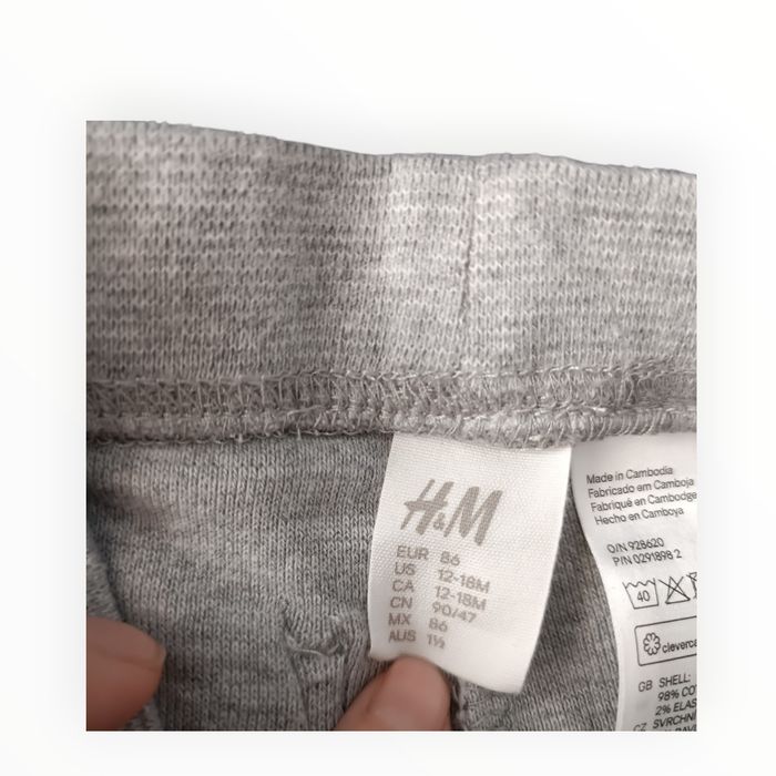 🩶 Pantalon gris 12 mois – H&M 🩶 - photo numéro 2