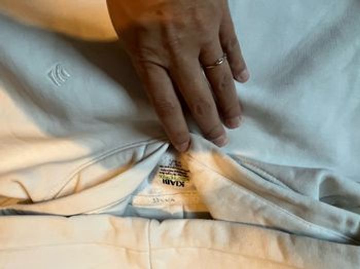 Sweat capuche blanc kiabi 12 ans - photo numéro 3