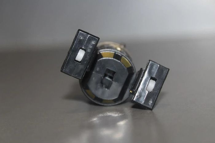 Figurine R2-D2 Mickey Mouse - Star Wars - photo numéro 3