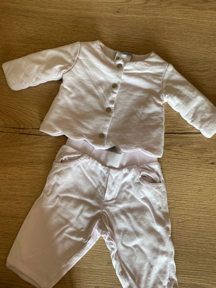 Ensemble Jacadi 1 mois - photo numéro 3