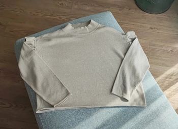 Pull beige Mango fille 12 ans.