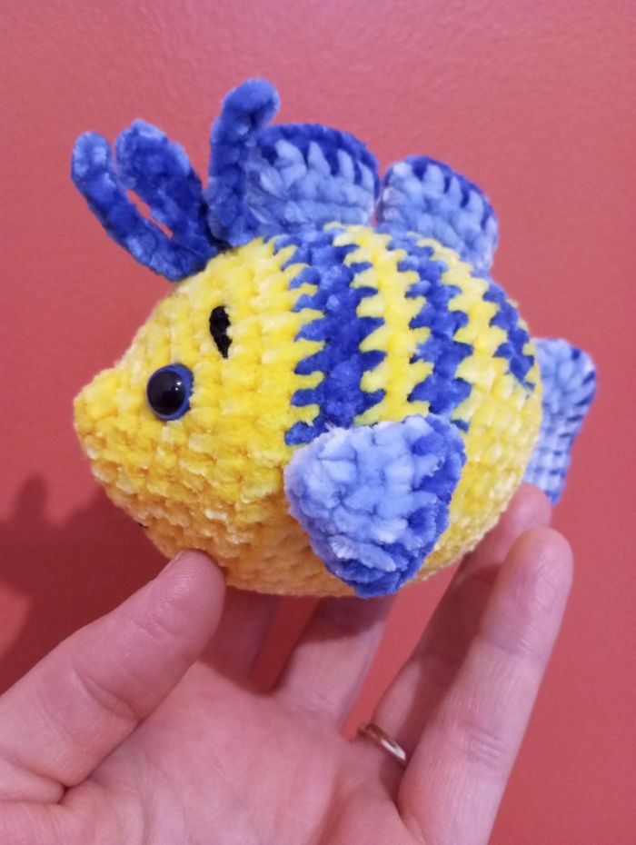 Joli petit poisson au crochet - photo numéro 4