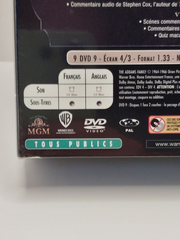 La famille Addams - Série TV - DVD - photo numéro 5