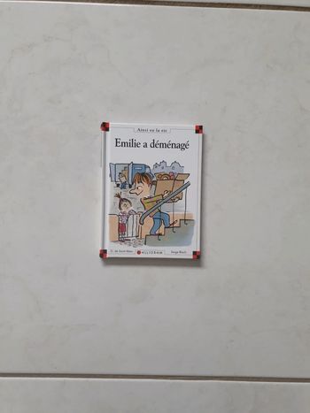 Émilie a déménagé n° 32