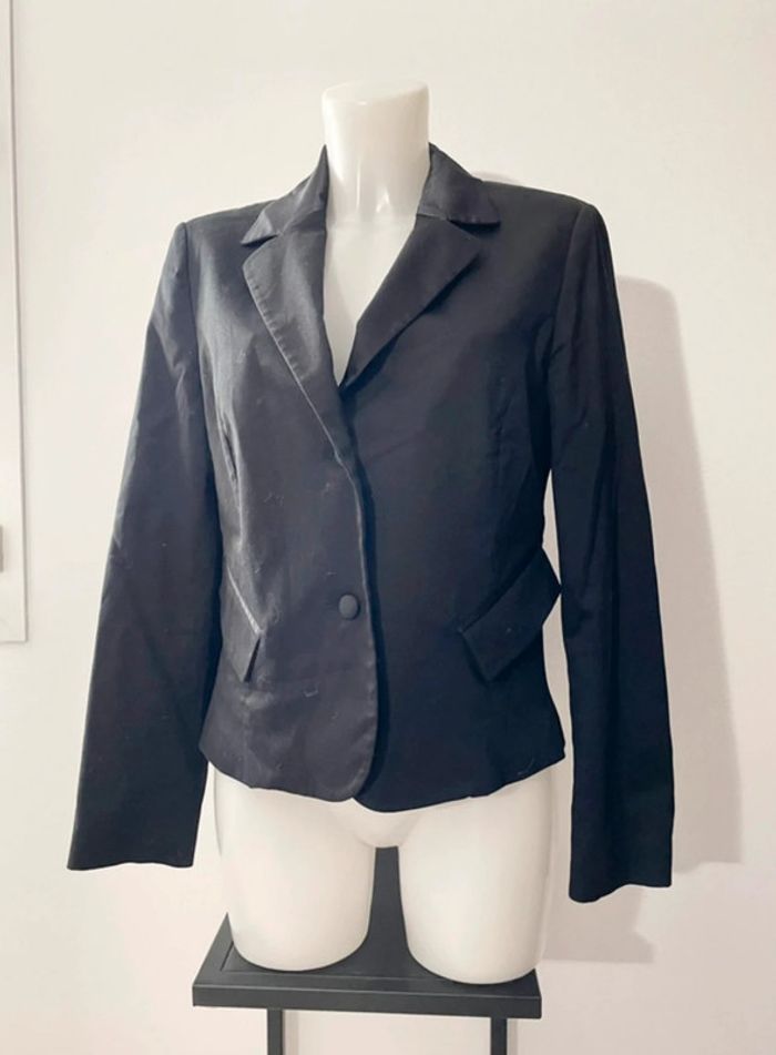 Veste noire Zara - photo numéro 2