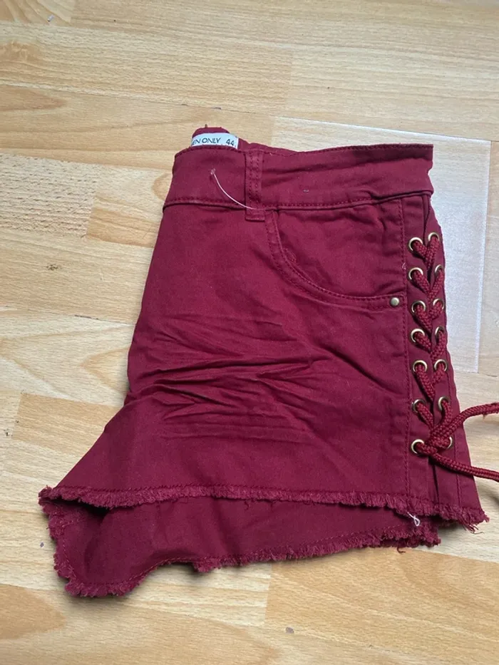 Short bordeaux - photo numéro 5