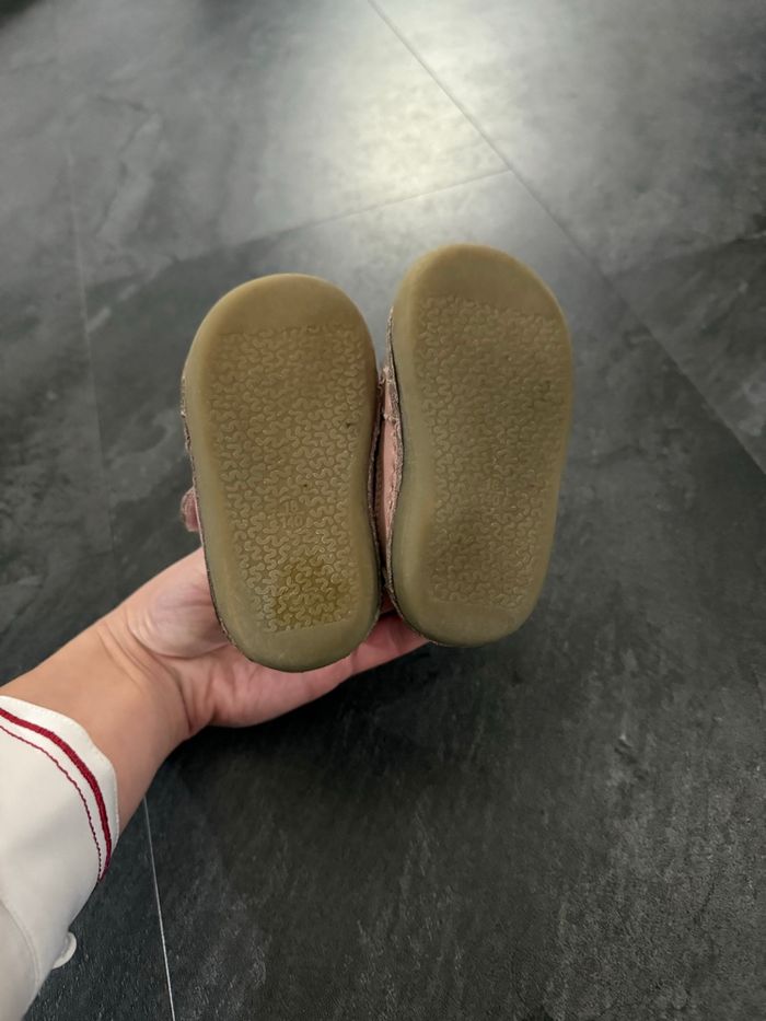 Chaussures premiers pas bébé fille - photo numéro 5