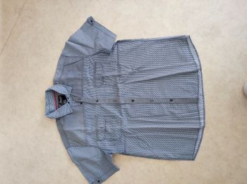 Chemise manches courtes