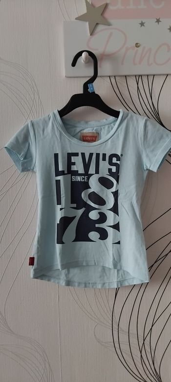 Tee shirt