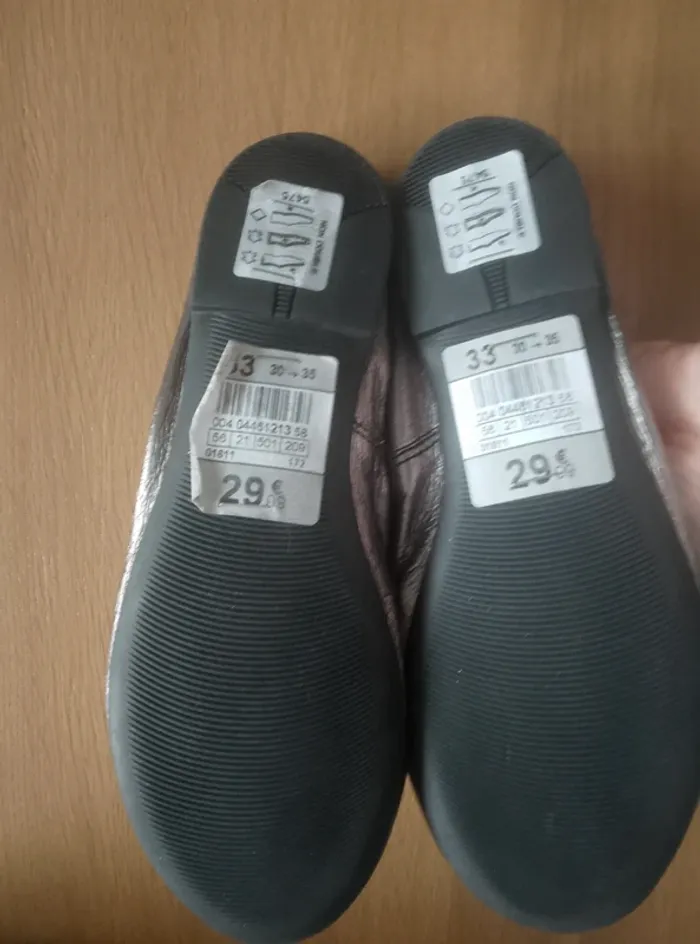 Chaussures Ballerines neuves cuir - Fille - 33 - photo numéro 3