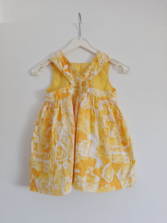 Robe jaune - photo numéro 2